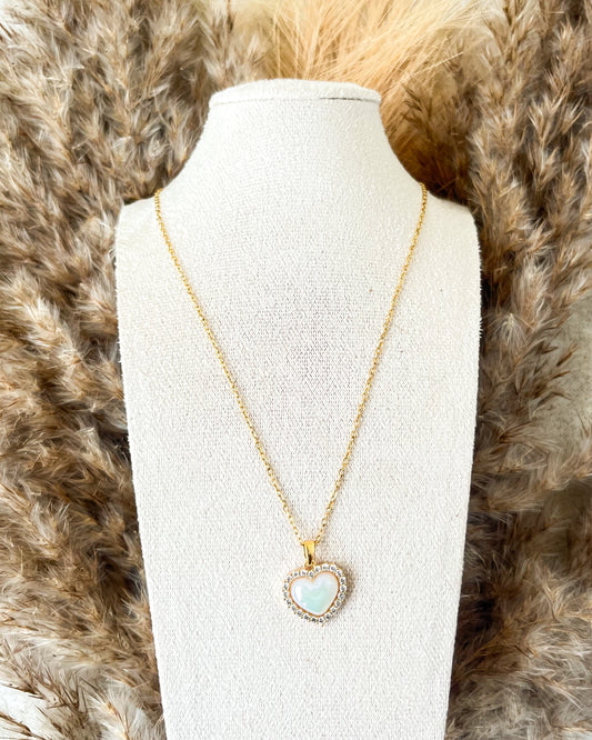 Collier Cassandra
